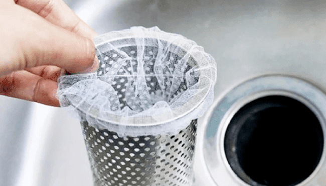 Thường xuy&ecirc;n vệ sinh l&agrave;m sạch đường cống tho&aacute;t s&agrave;n