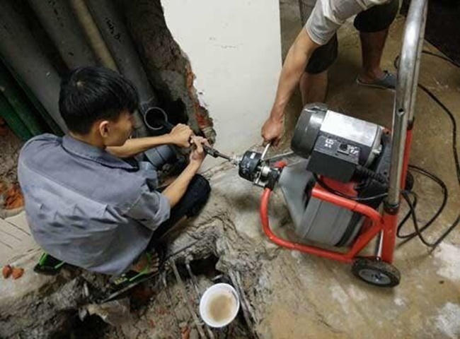 Gi&aacute; th&ocirc;ng cống nghẹt huyện Củ Chi