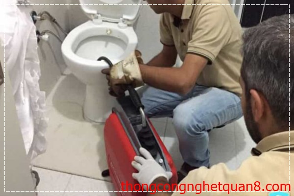 Cách thông cống nghẹt bằng máy nén khí hiệu quả